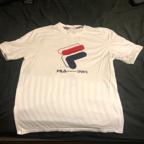FILA sports T shirt - Picture 1 of 3